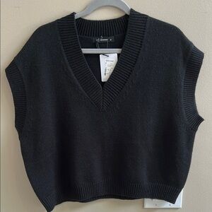 Olivaceous Alessia Black Cap Sleeve Knit Vest Boxy Fit NWT